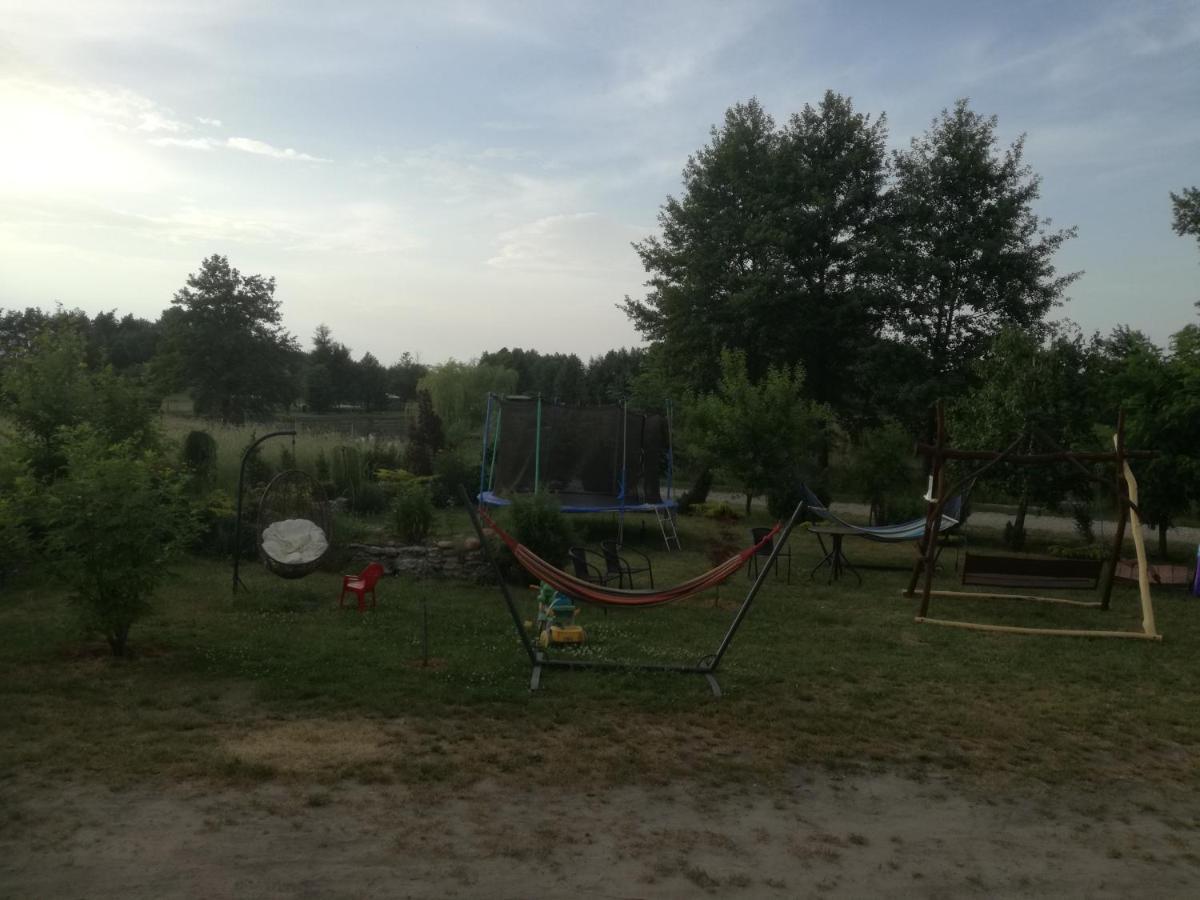 Gartatowice Agrowczasy Nad Stawemヴィラ エクステリア 写真